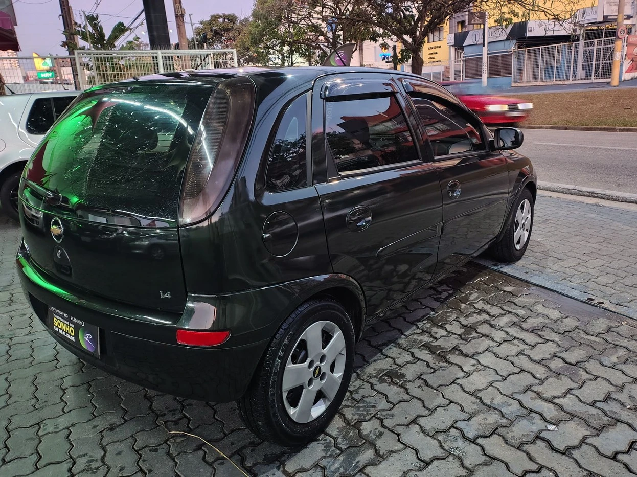 CHEVROLET CORSA