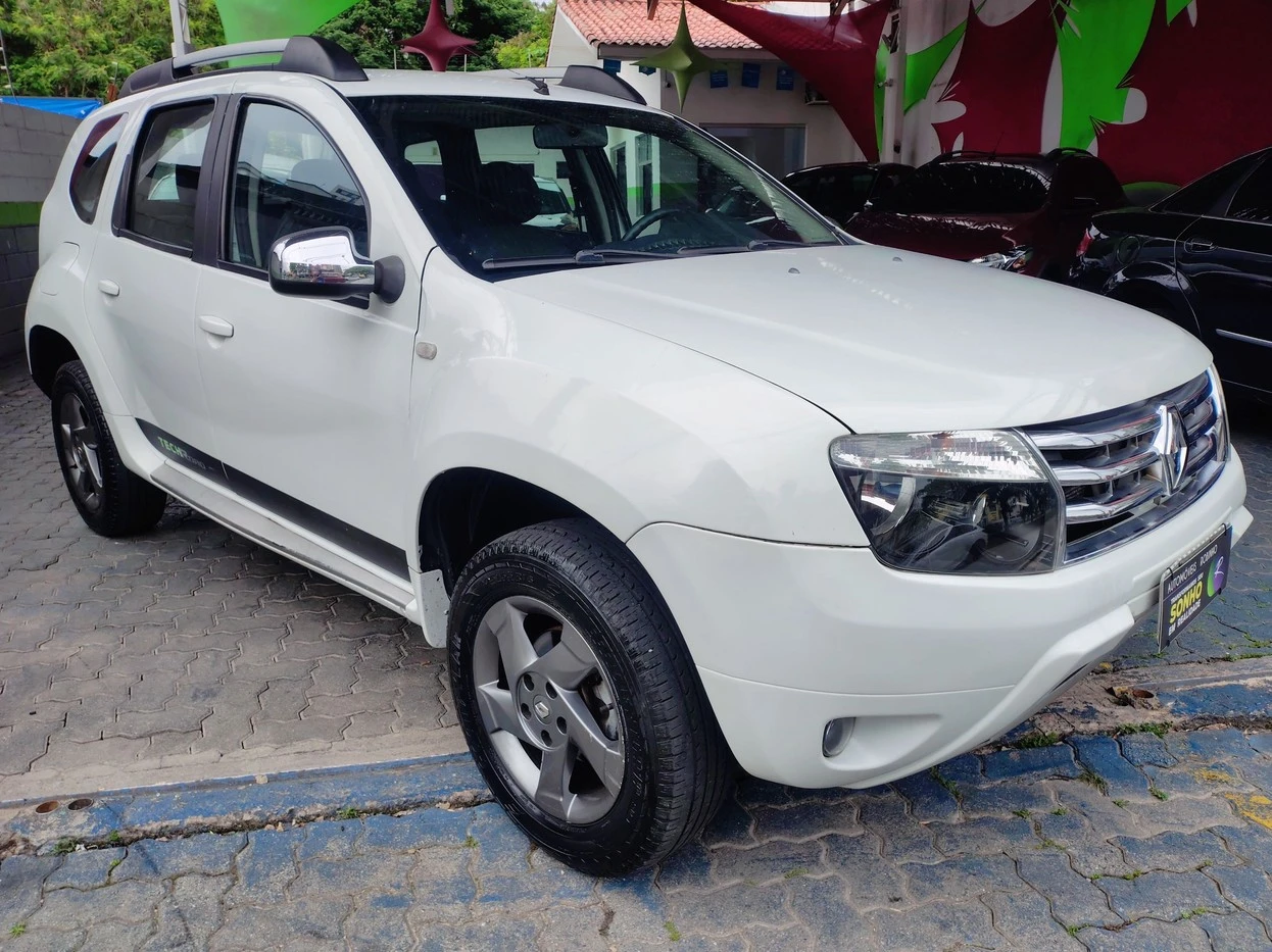 RENAULT DUSTER