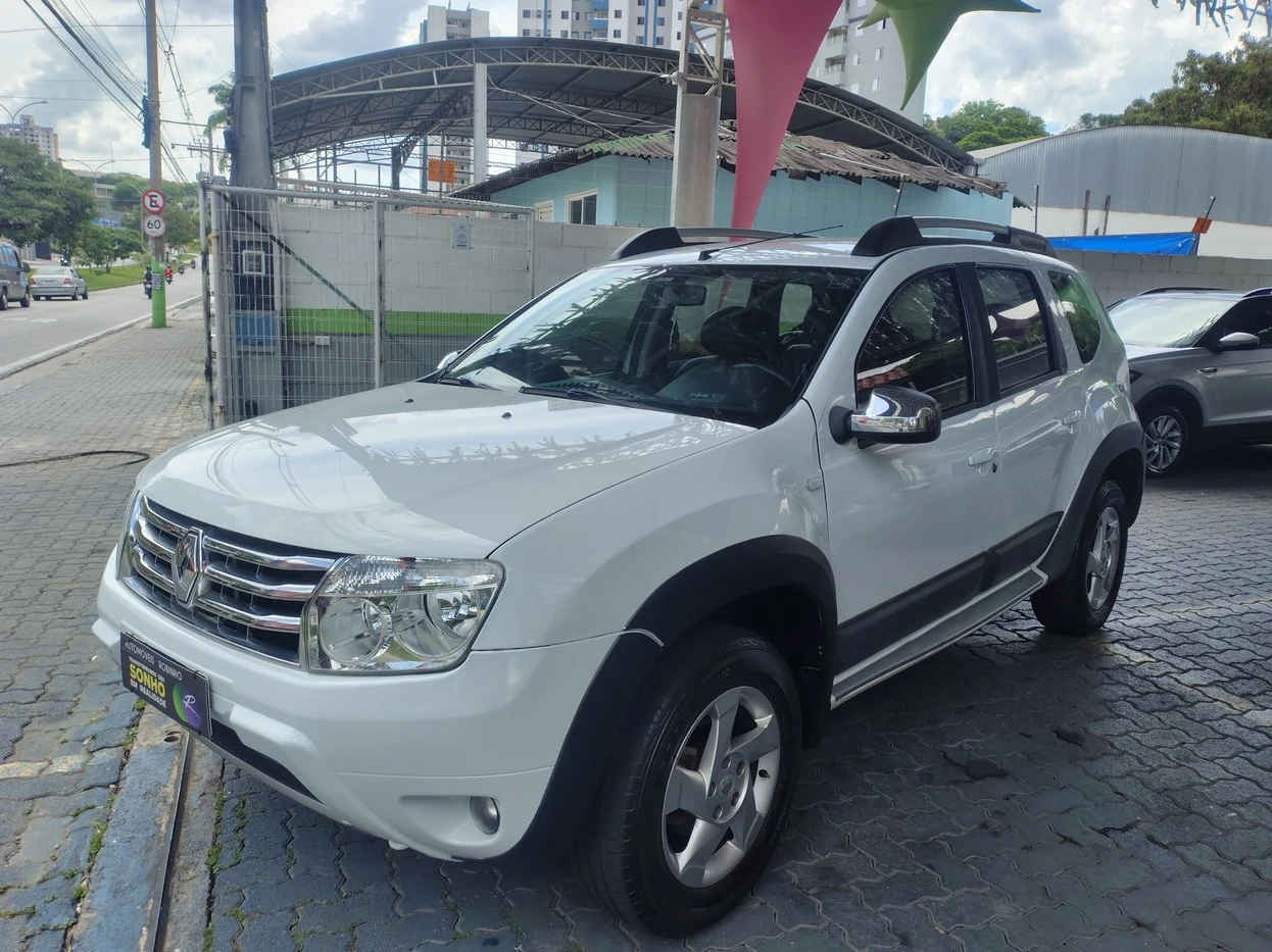 RENAULT DUSTER