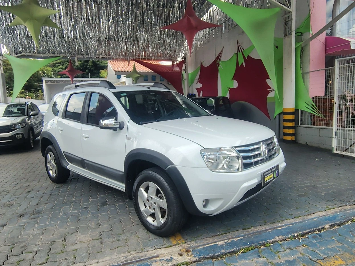 RENAULT DUSTER