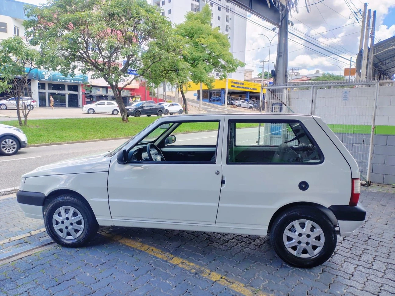 FIAT UNO