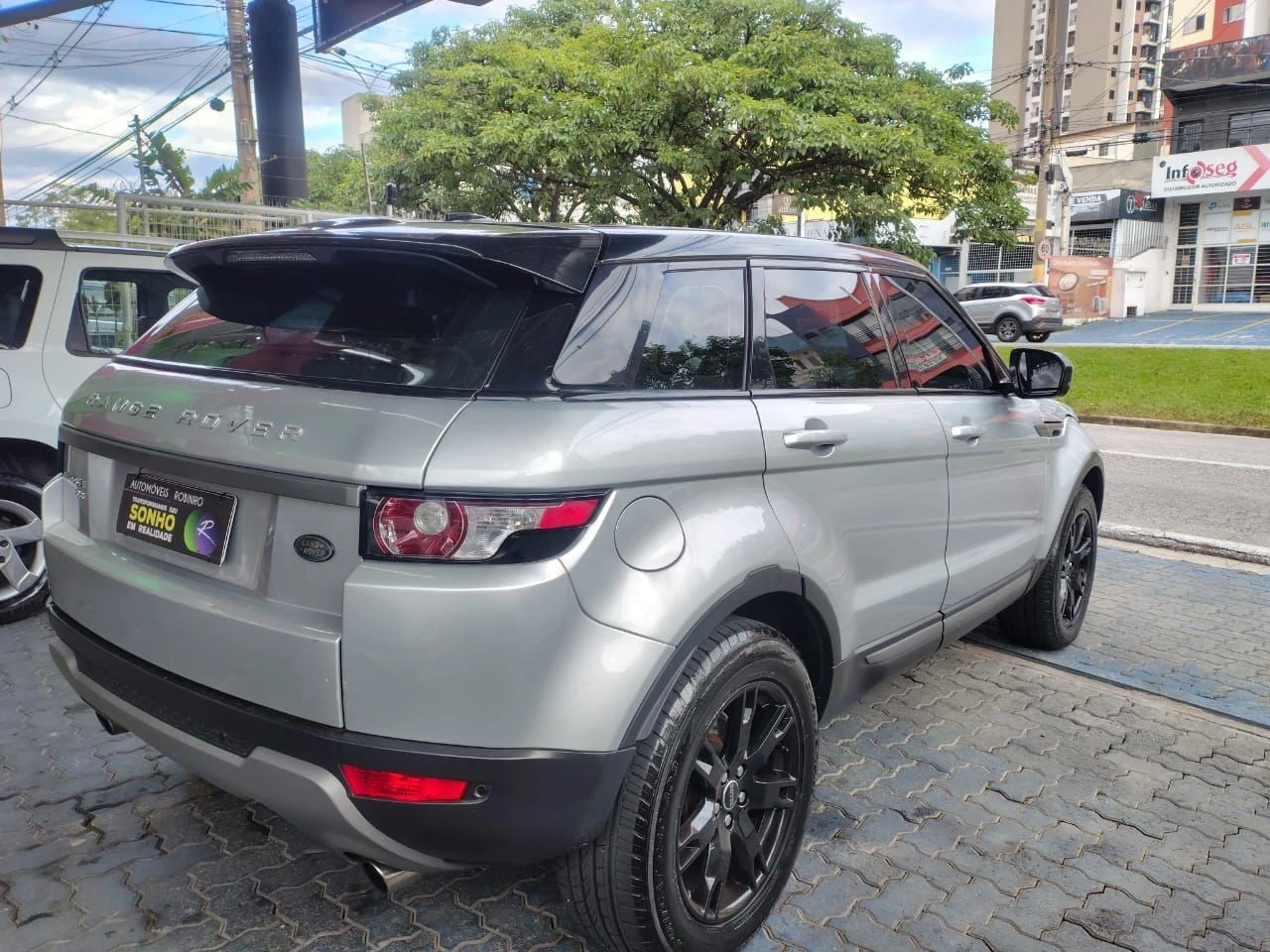 LAND ROVER RANGE ROVER EVOQUE