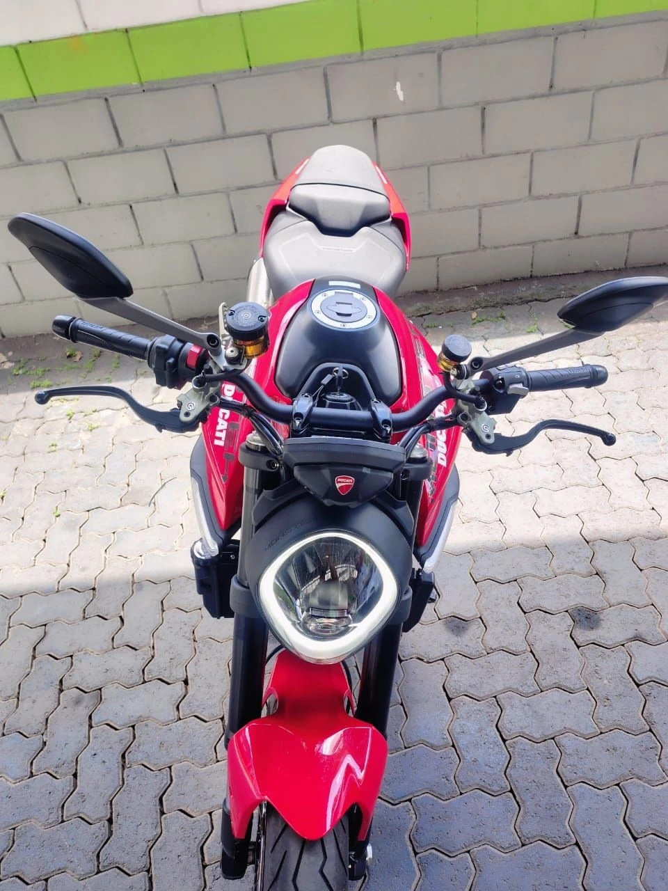DUCATI MONSTER 937
