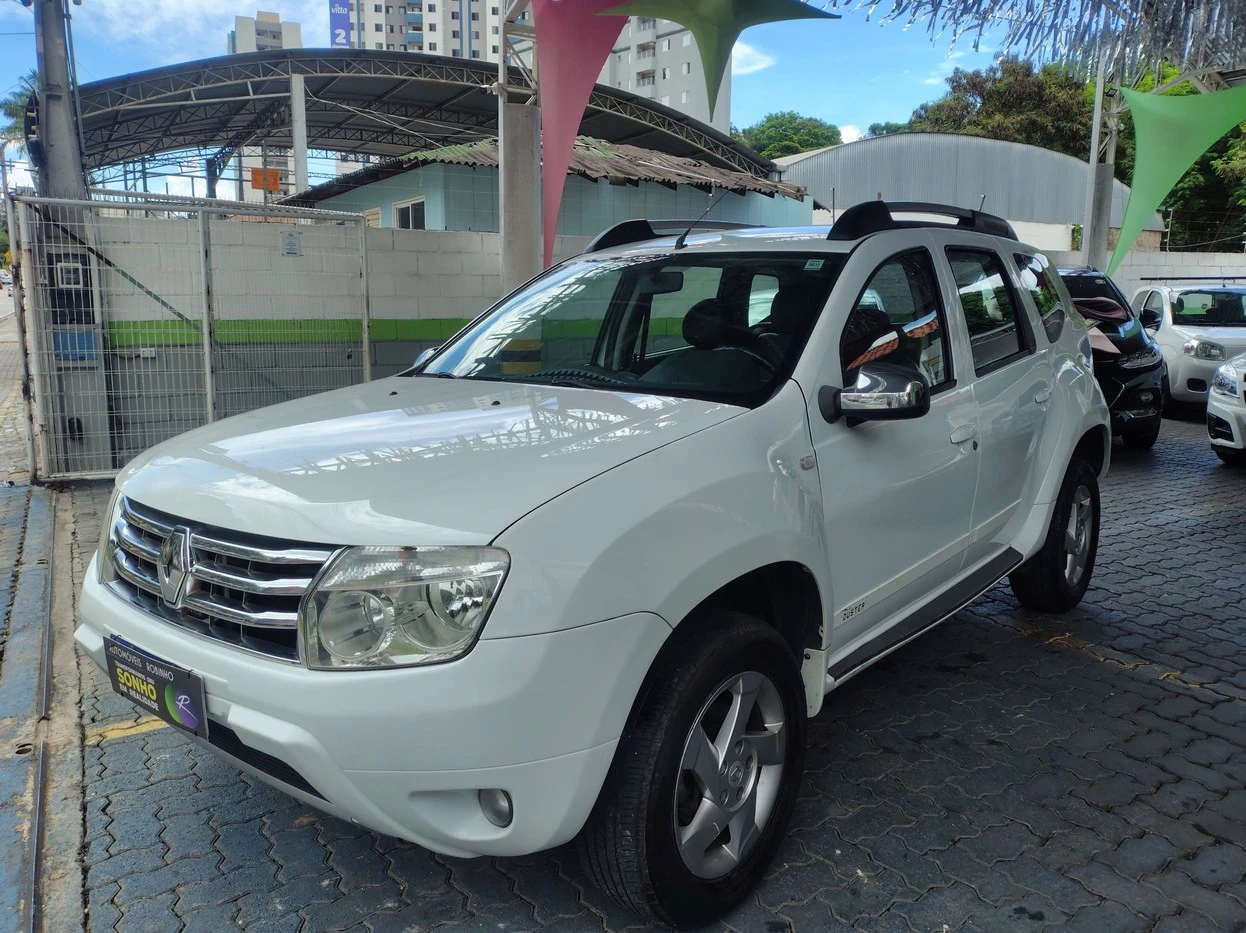 RENAULT DUSTER