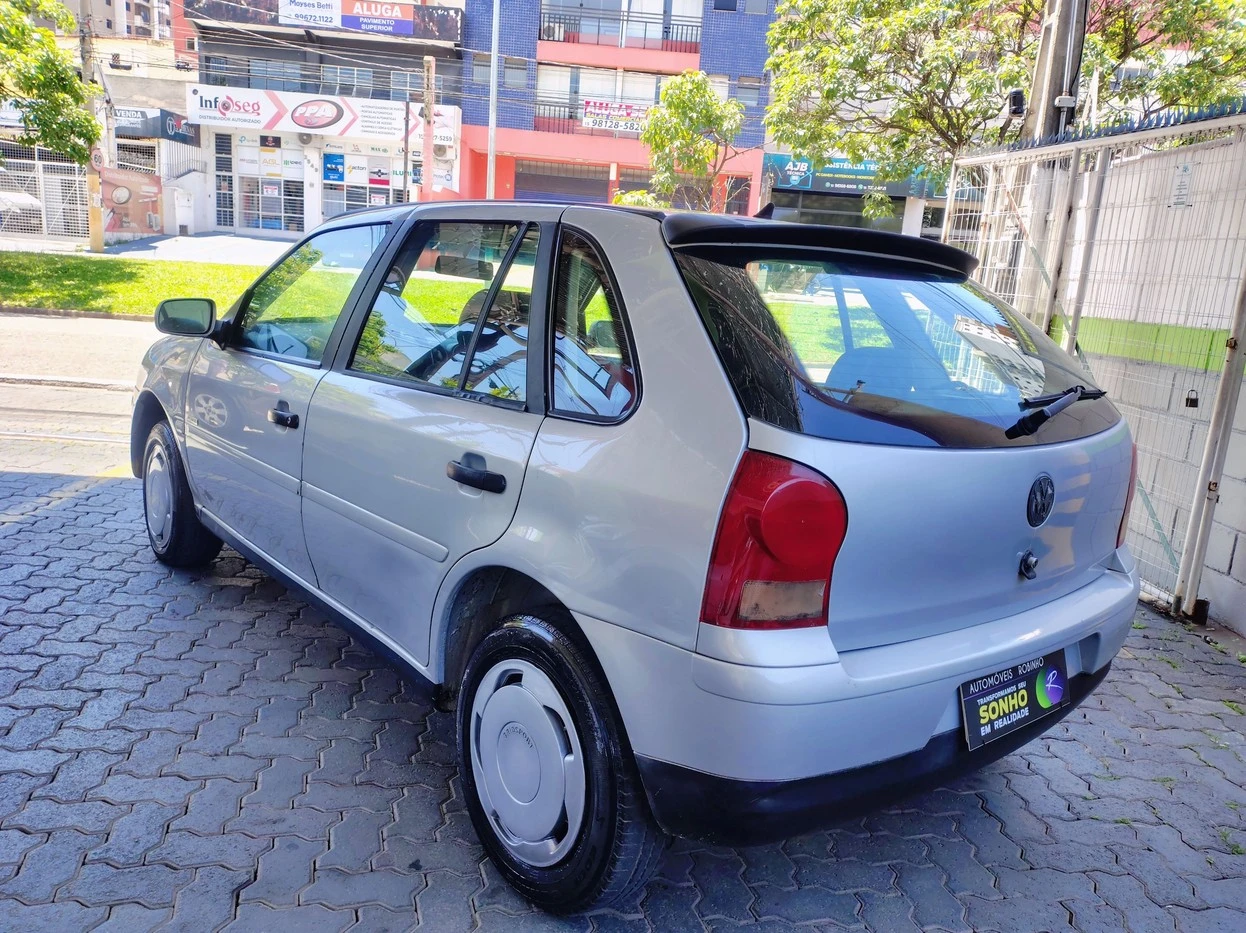 VOLKSWAGEN GOL