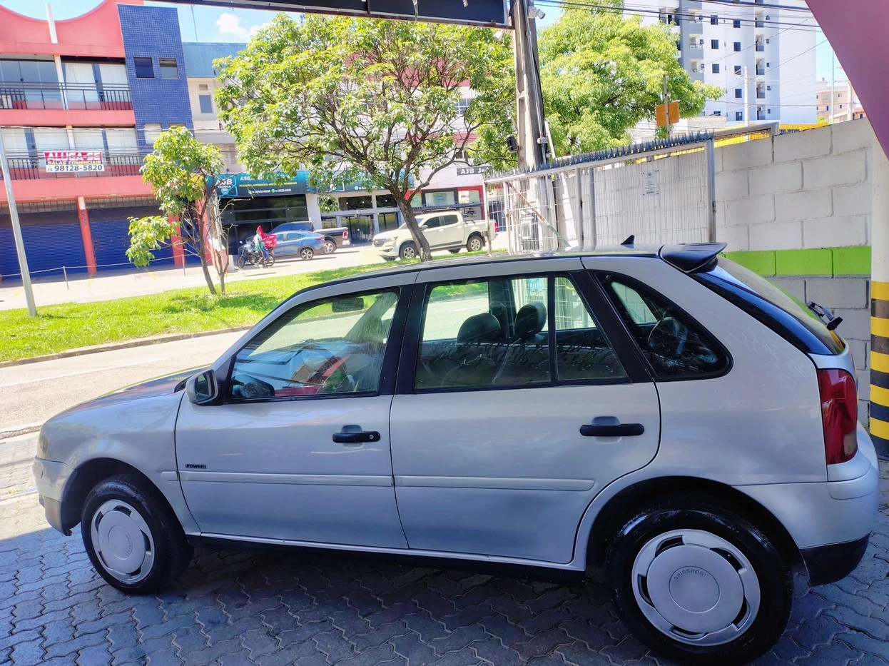 VOLKSWAGEN GOL