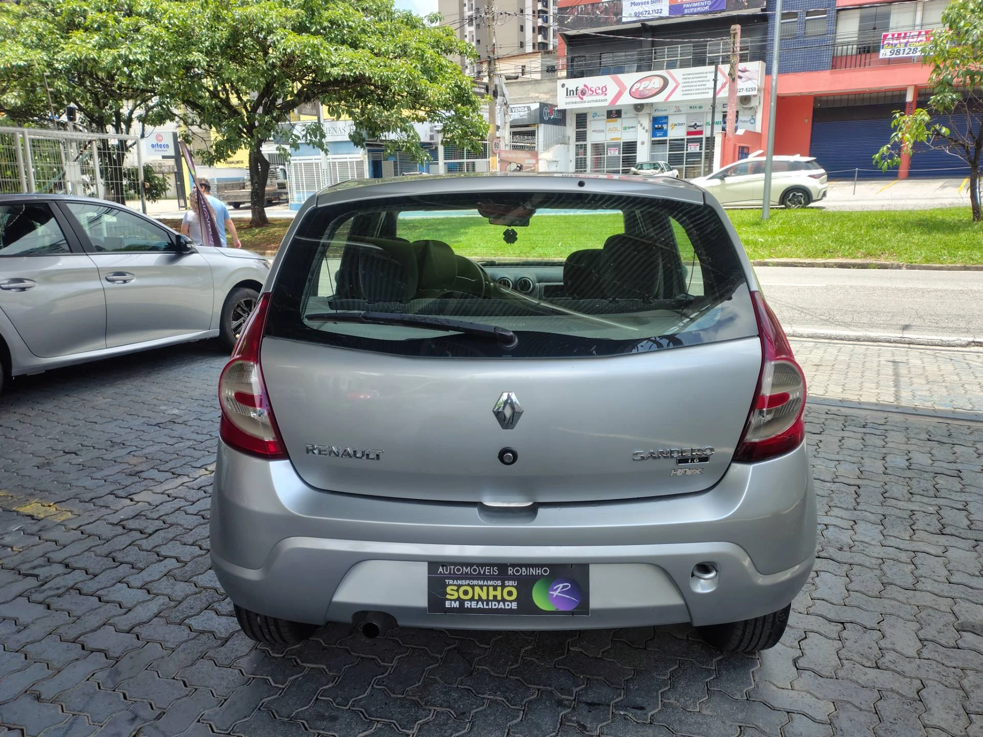RENAULT SANDERO