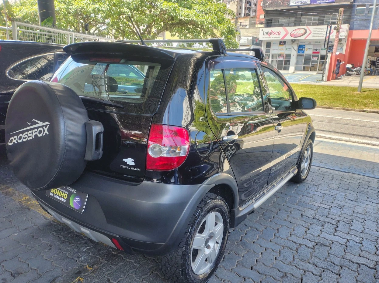 VOLKSWAGEN CROSSFOX