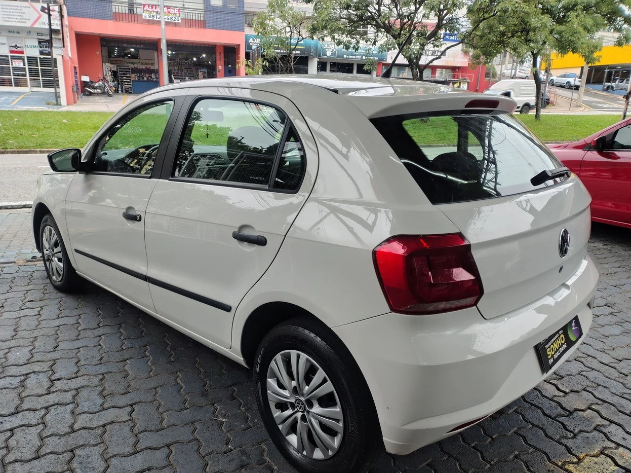 VOLKSWAGEN GOL