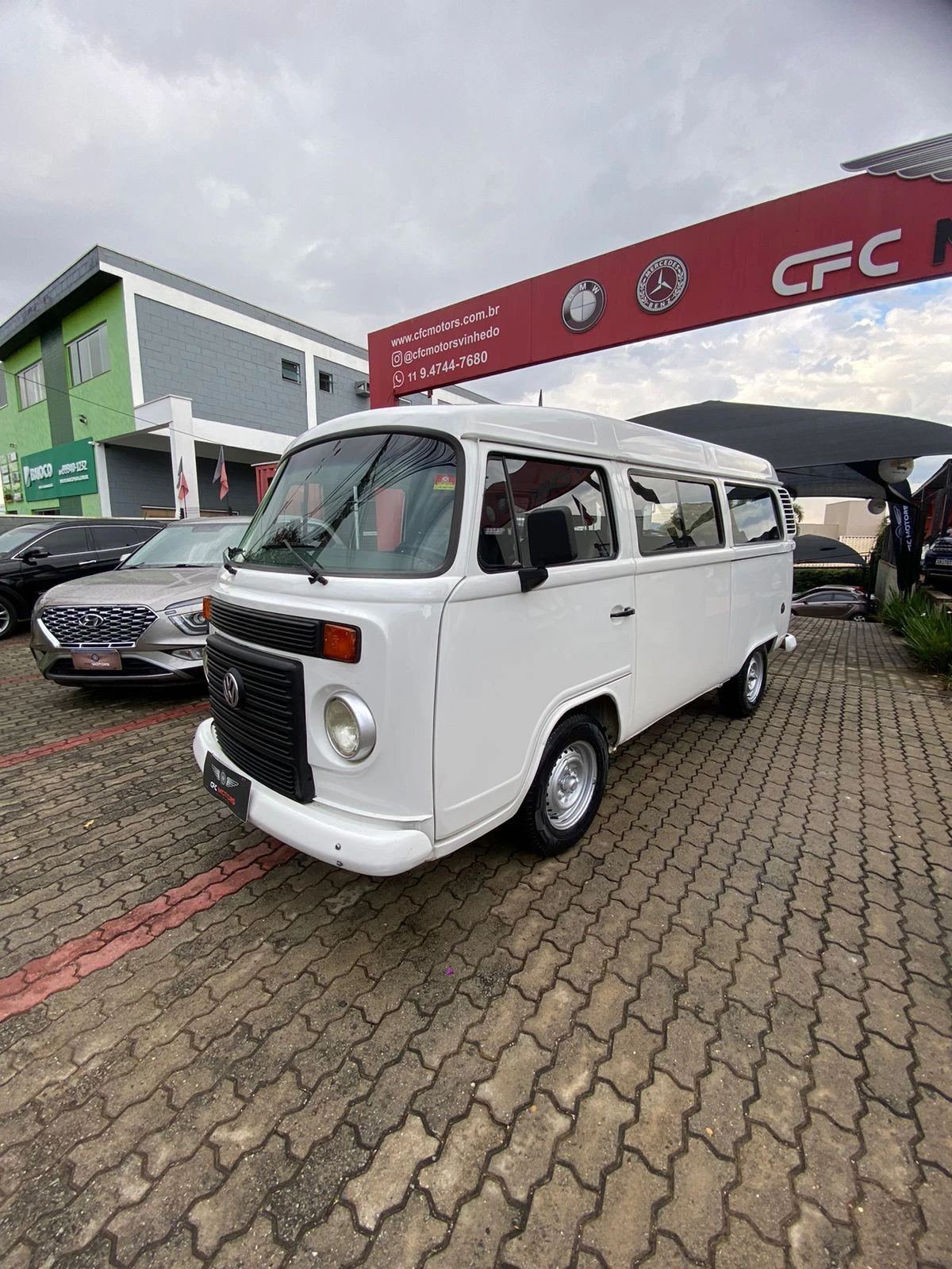 VOLKSWAGEN KOMBI