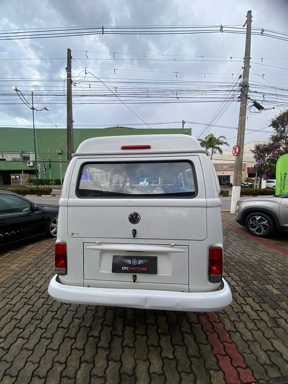 VOLKSWAGEN KOMBI