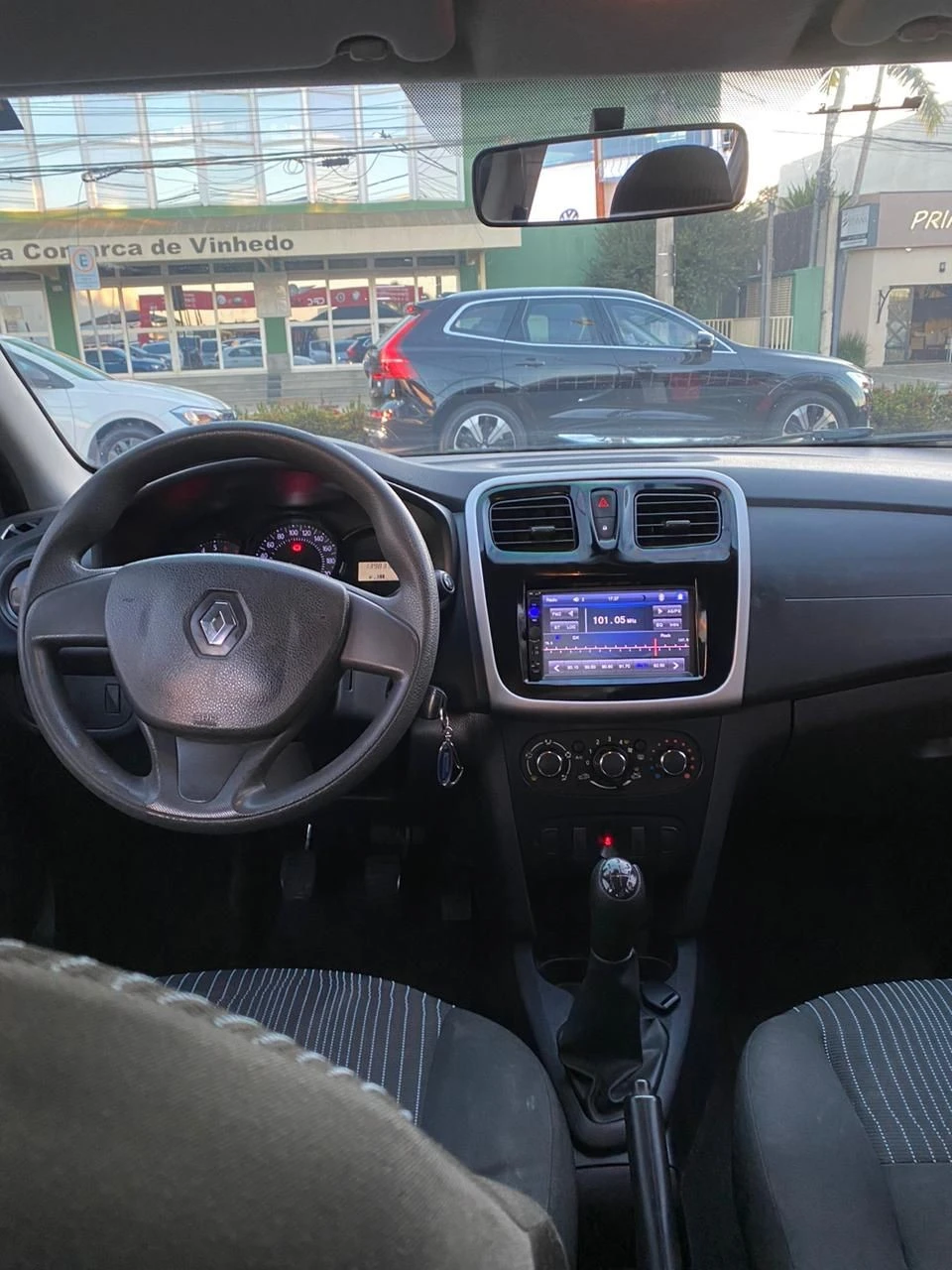 RENAULT SANDERO
