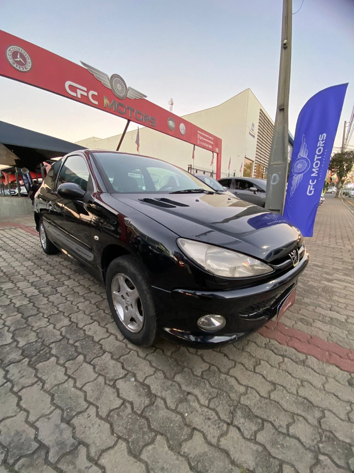 PEUGEOT 206