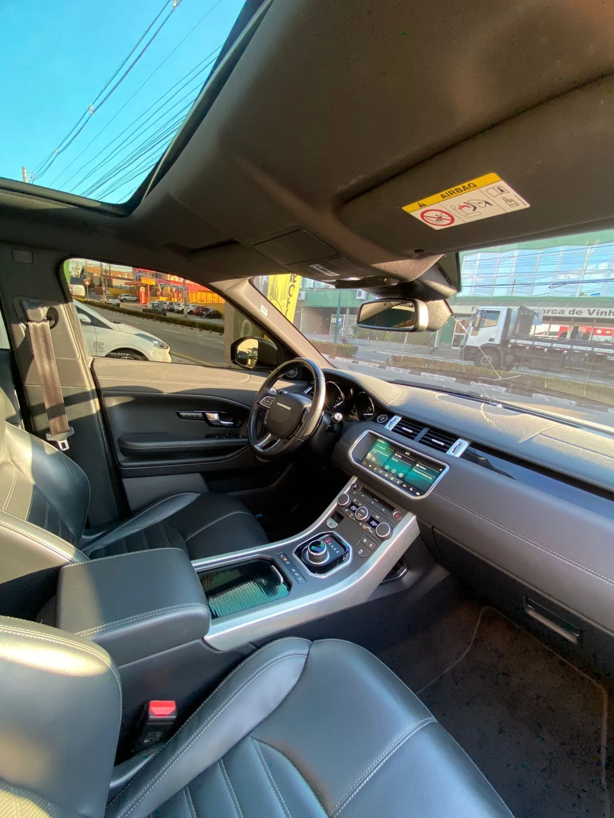 LAND ROVER RANGE ROVER EVOQUE