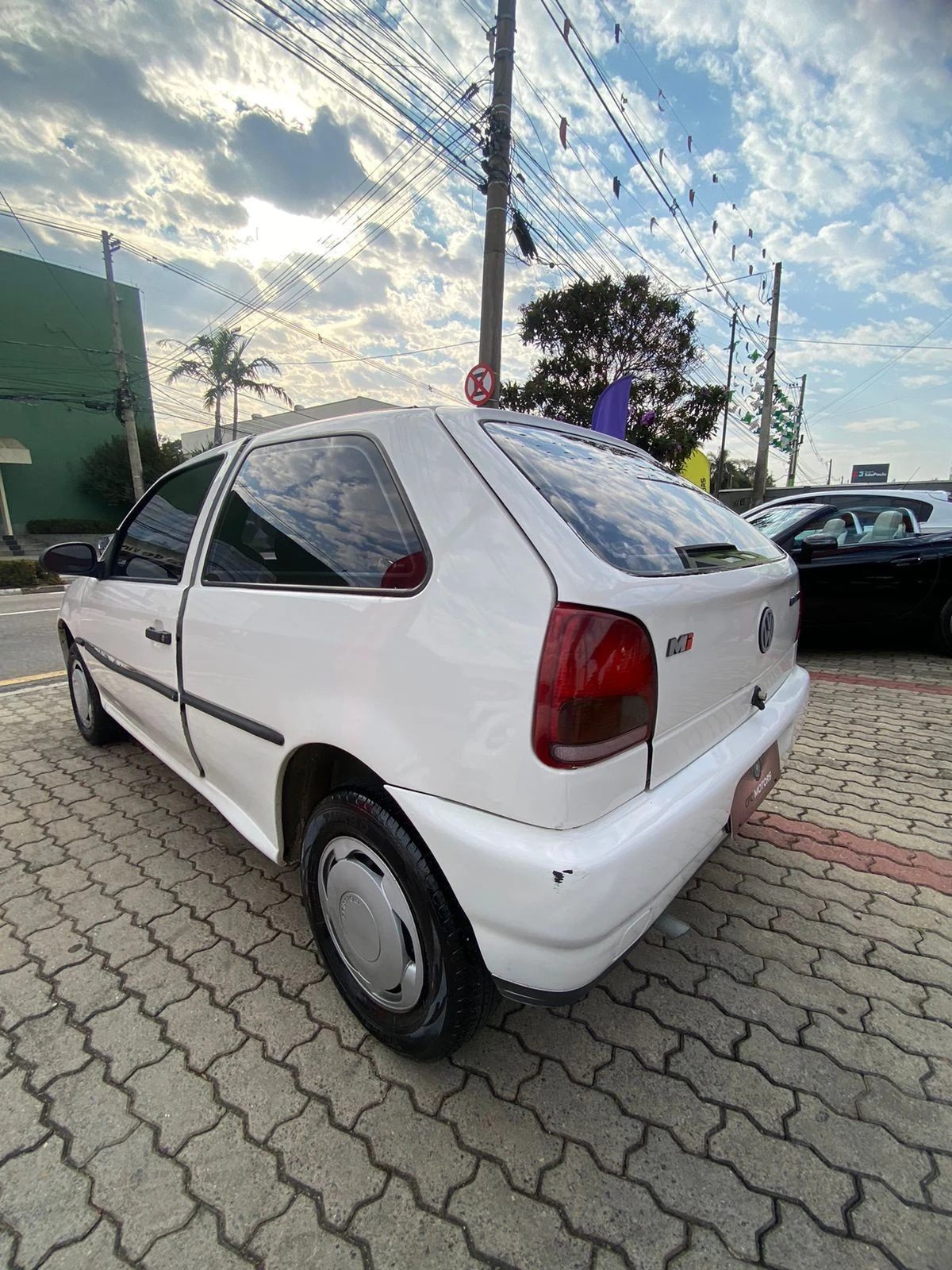 VOLKSWAGEN GOL