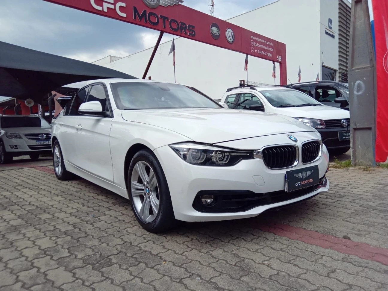 BMW 320I