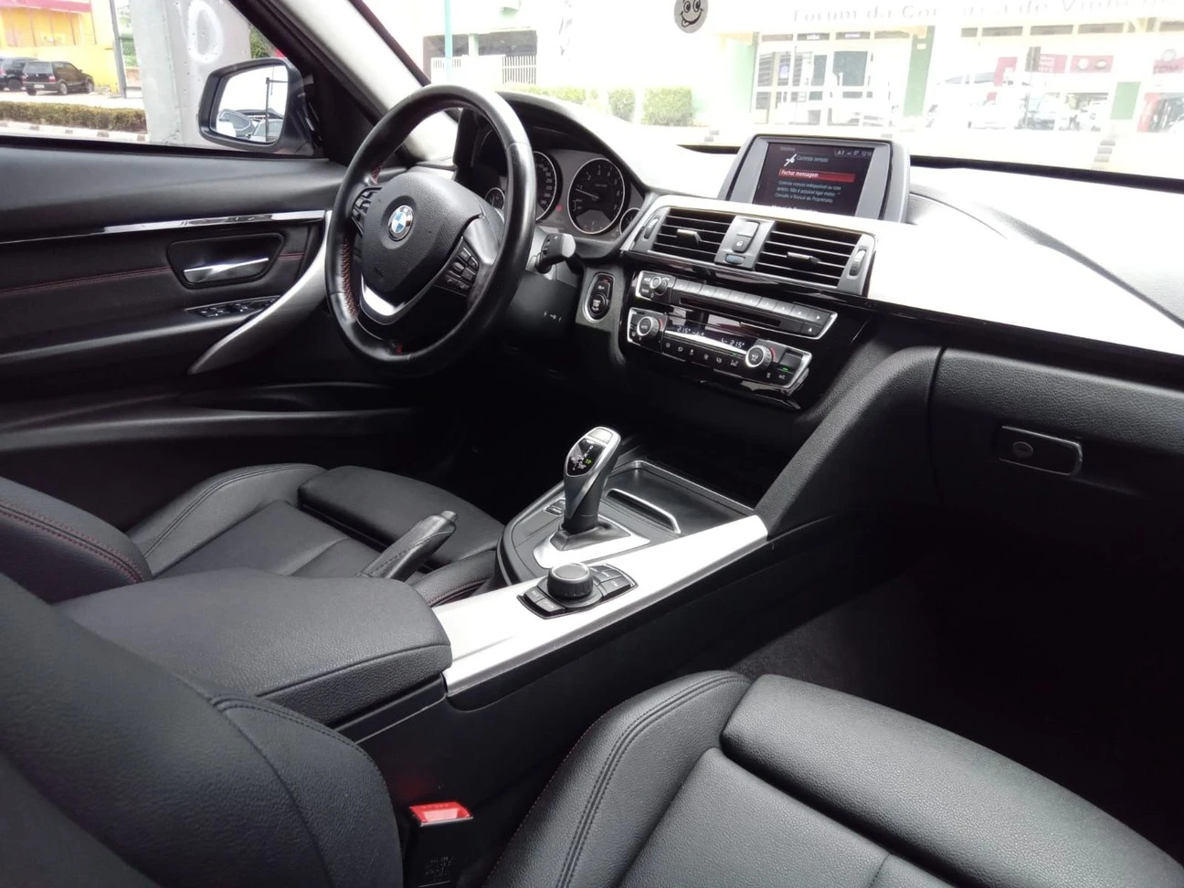 BMW 320I