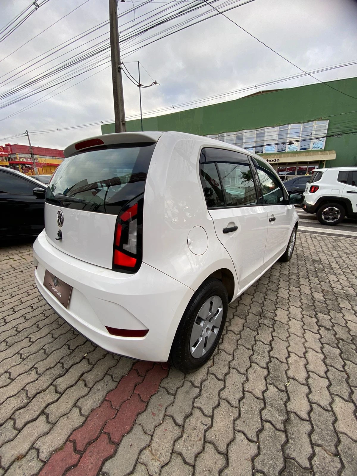 VOLKSWAGEN UP
