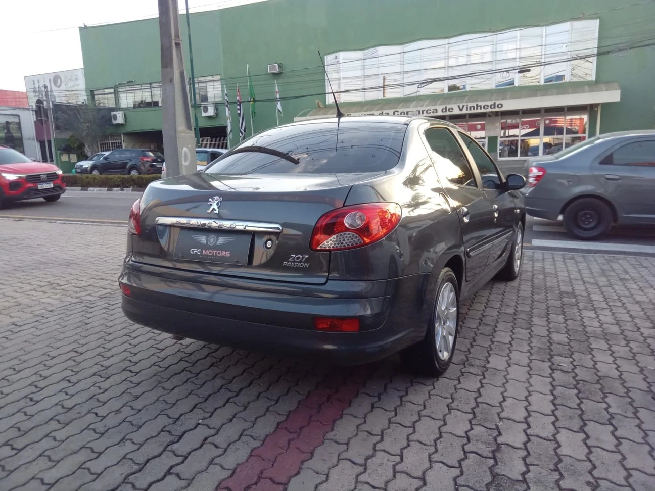 PEUGEOT 207