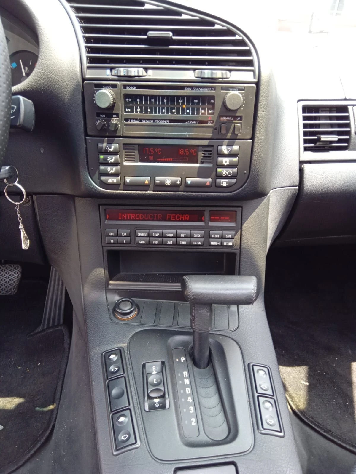 BMW 328i