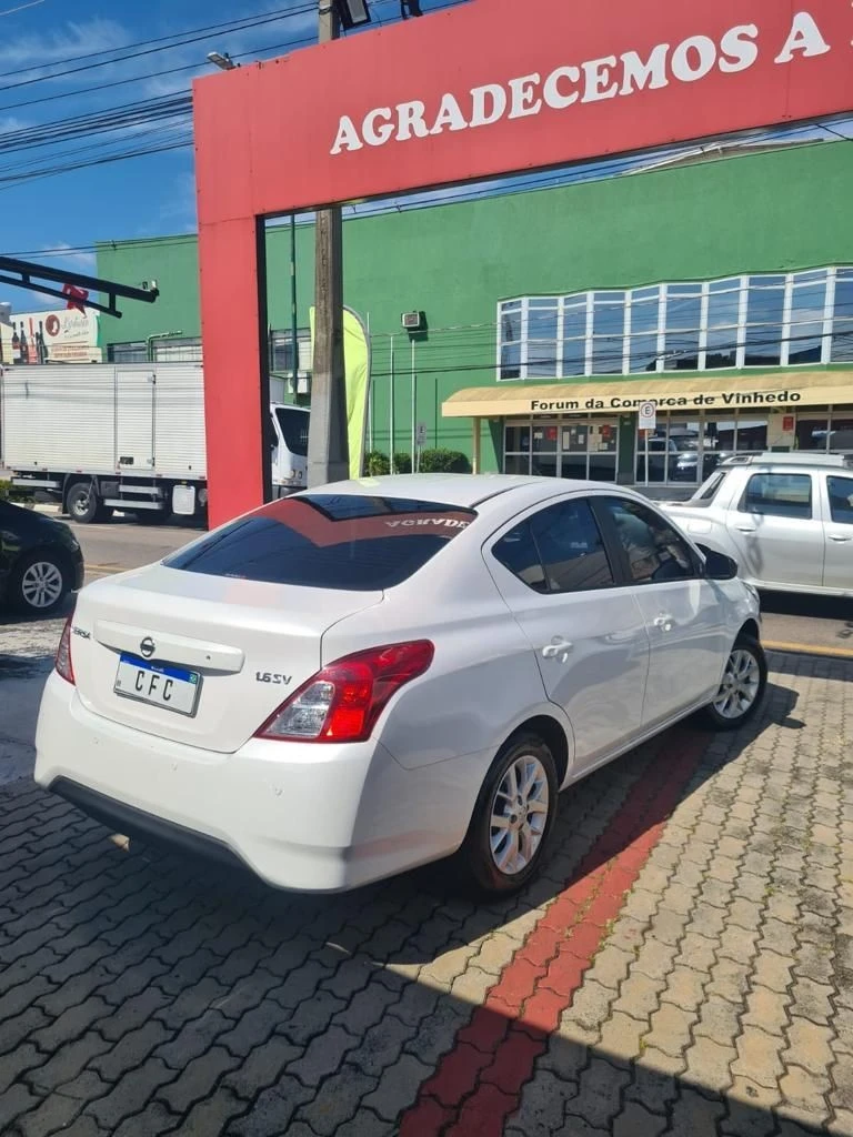 NISSAN VERSA