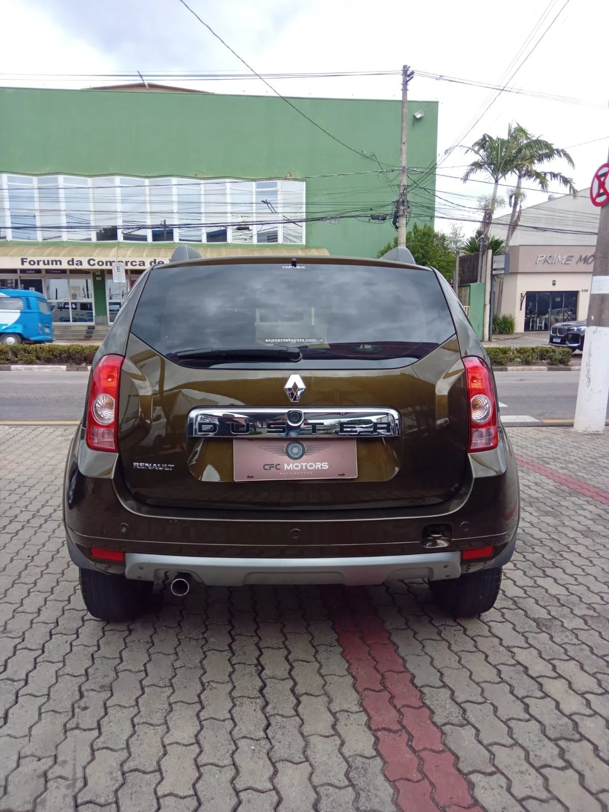RENAULT DUSTER