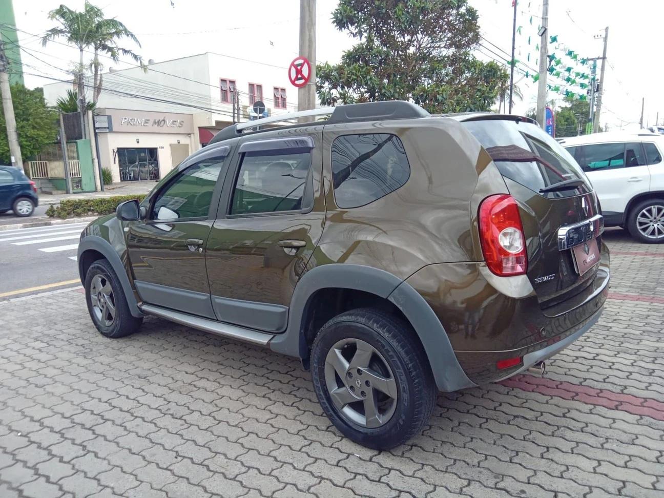 RENAULT DUSTER