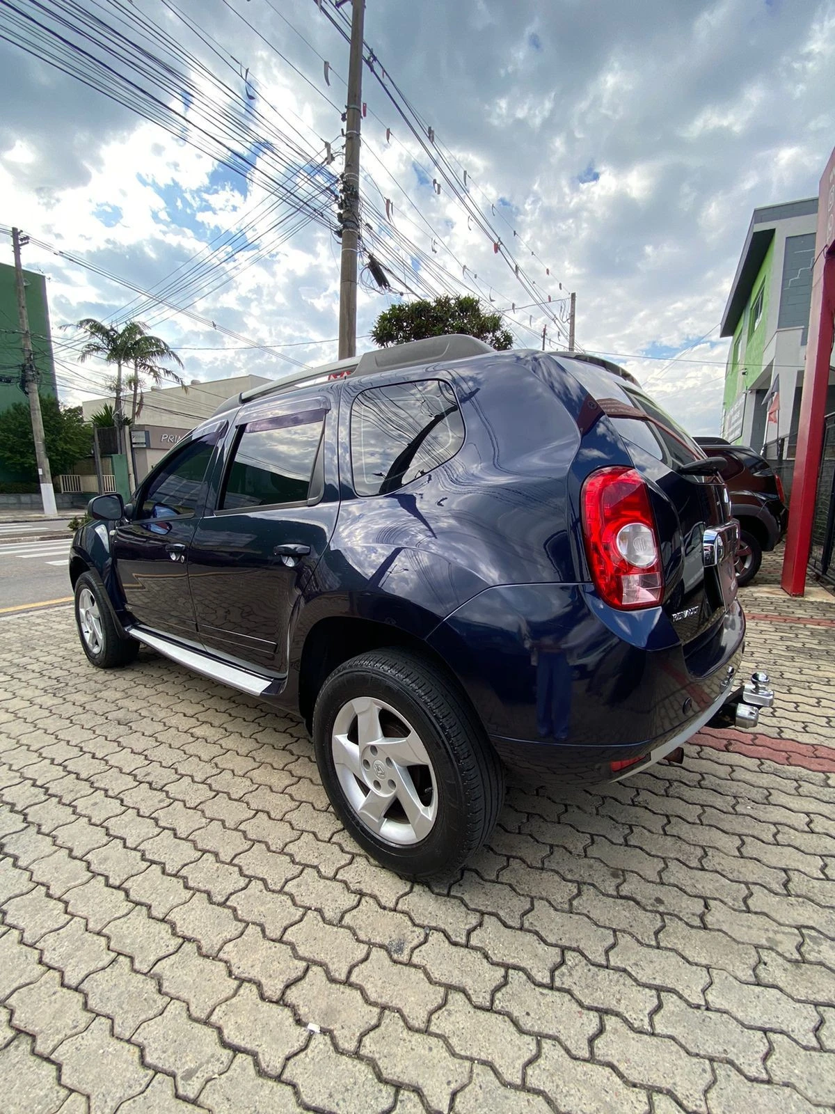 RENAULT DUSTER