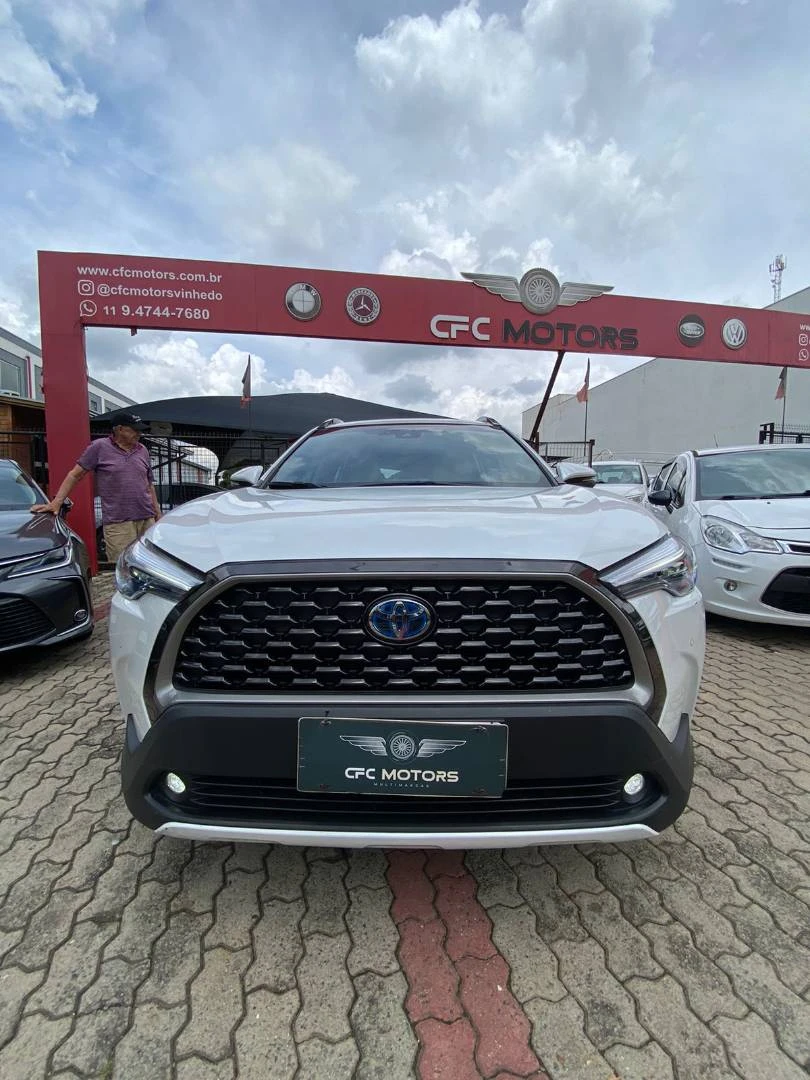 TOYOTA COROLLA CROSS