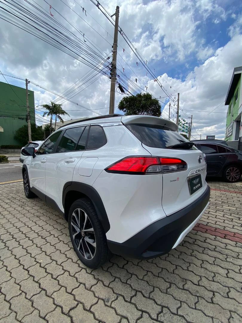 TOYOTA COROLLA CROSS
