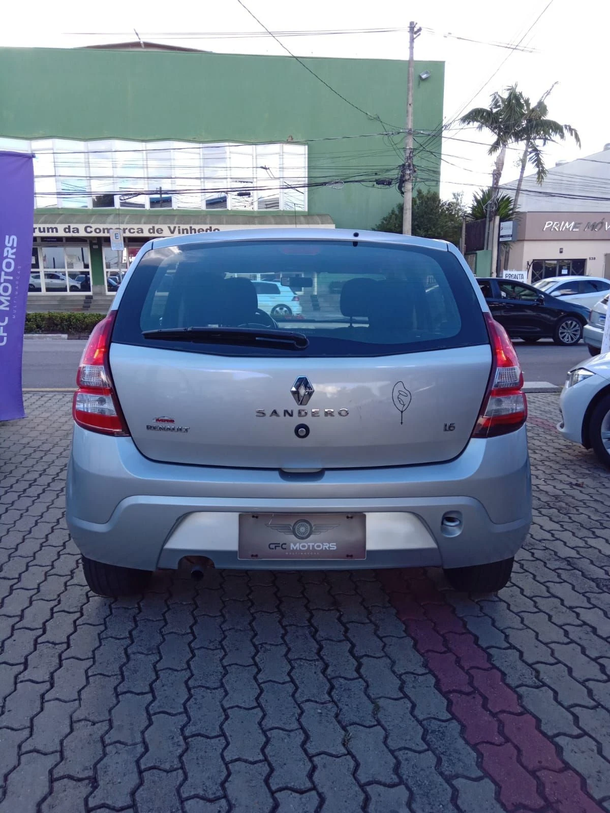 RENAULT SANDERO