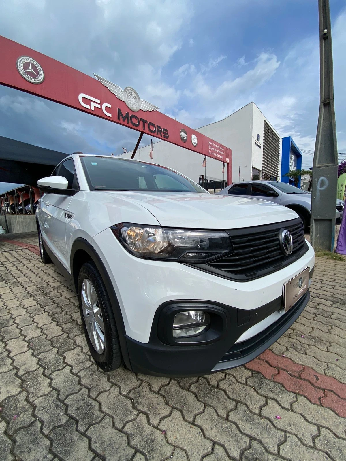 VOLKSWAGEN T-CROSS