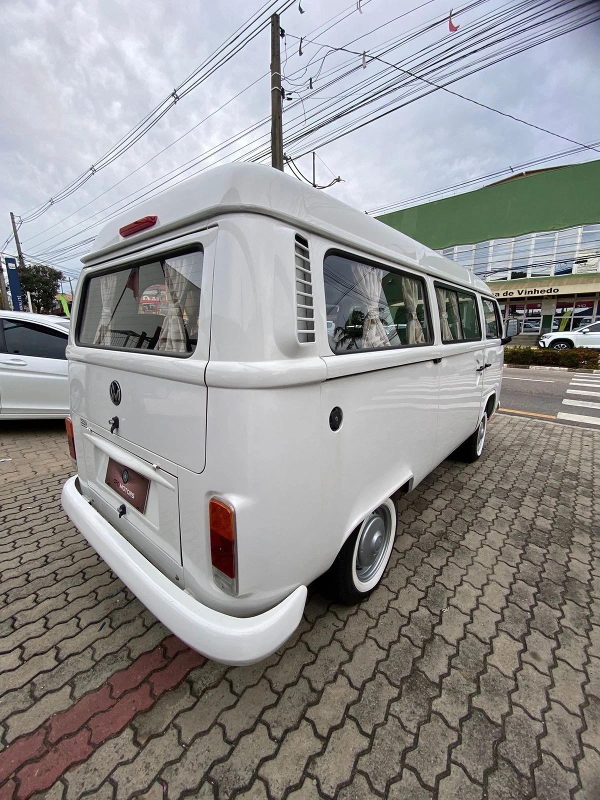 VOLKSWAGEN KOMBI