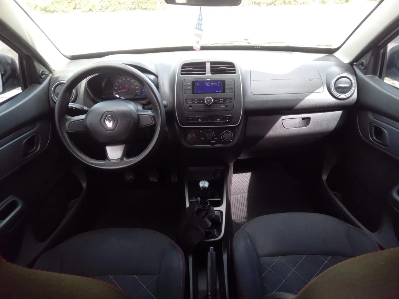 RENAULT KWID