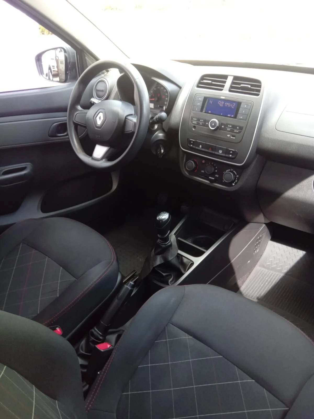 RENAULT KWID