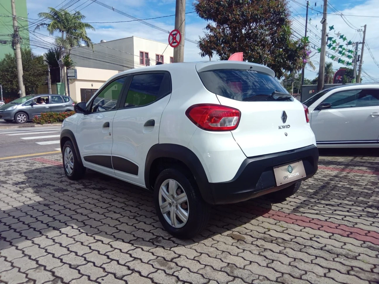 RENAULT KWID