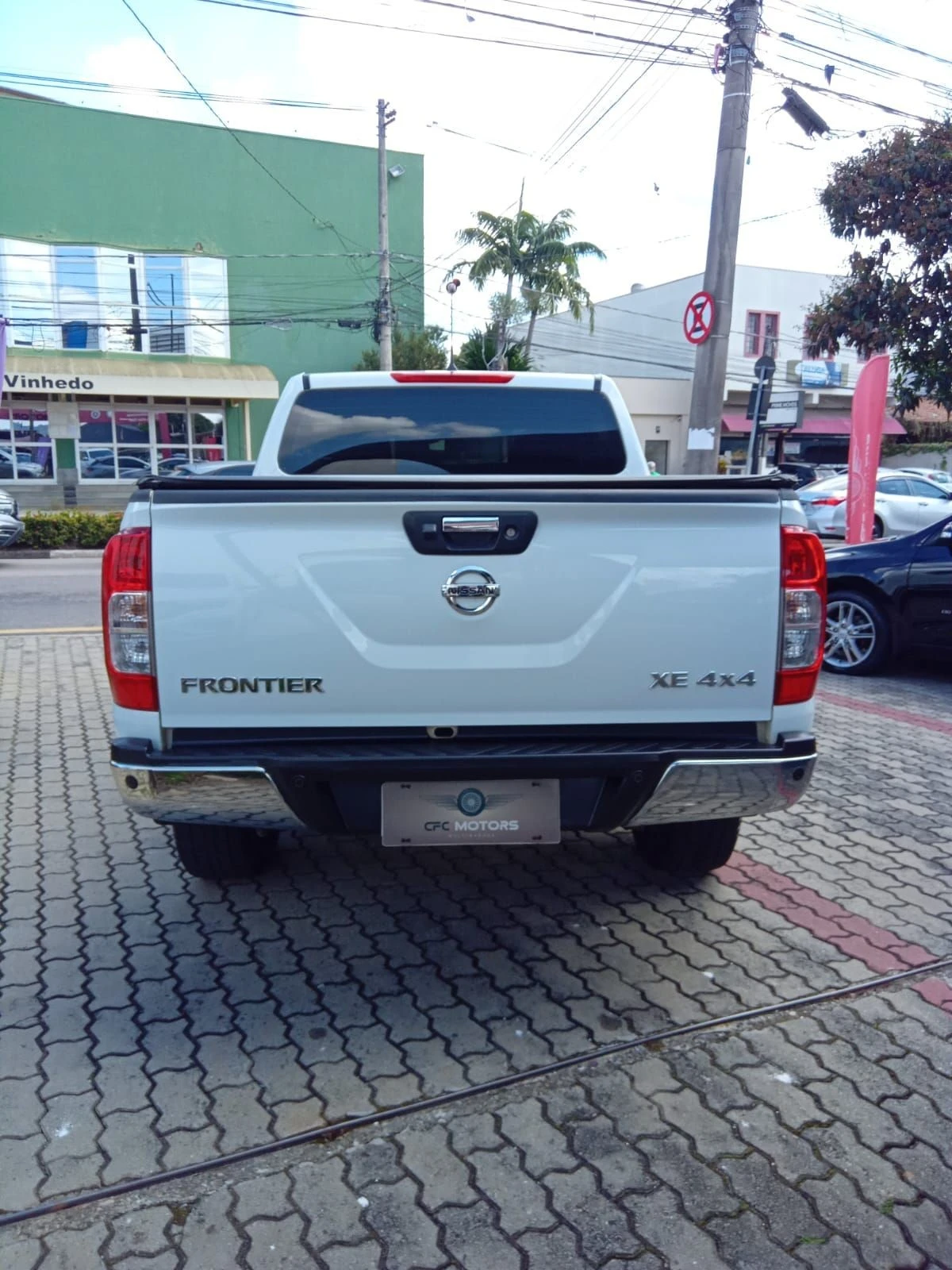 NISSAN FRONTIER