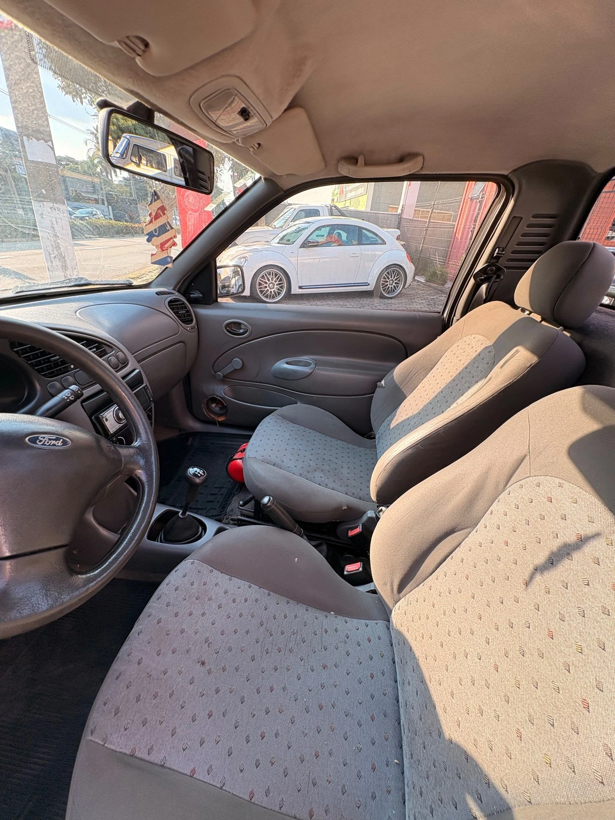 FORD COURIER