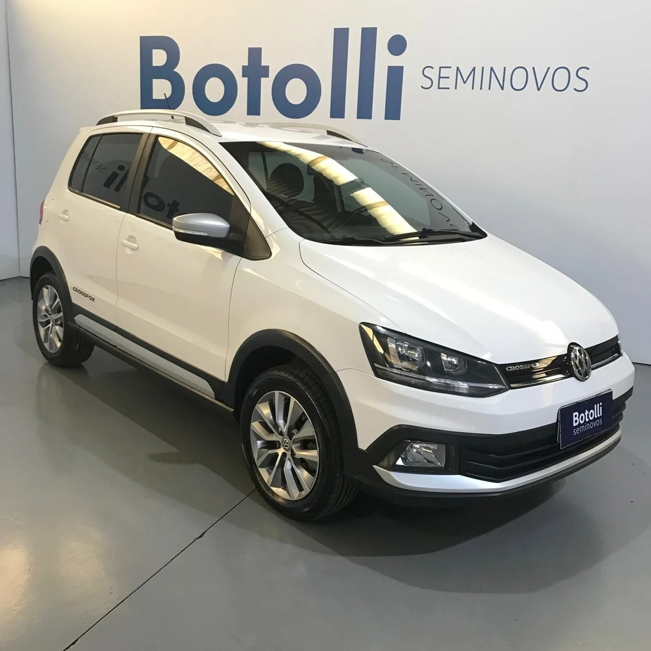VOLKSWAGEN CROSSFOX