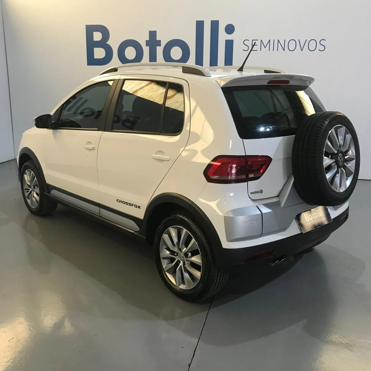 VOLKSWAGEN CROSSFOX