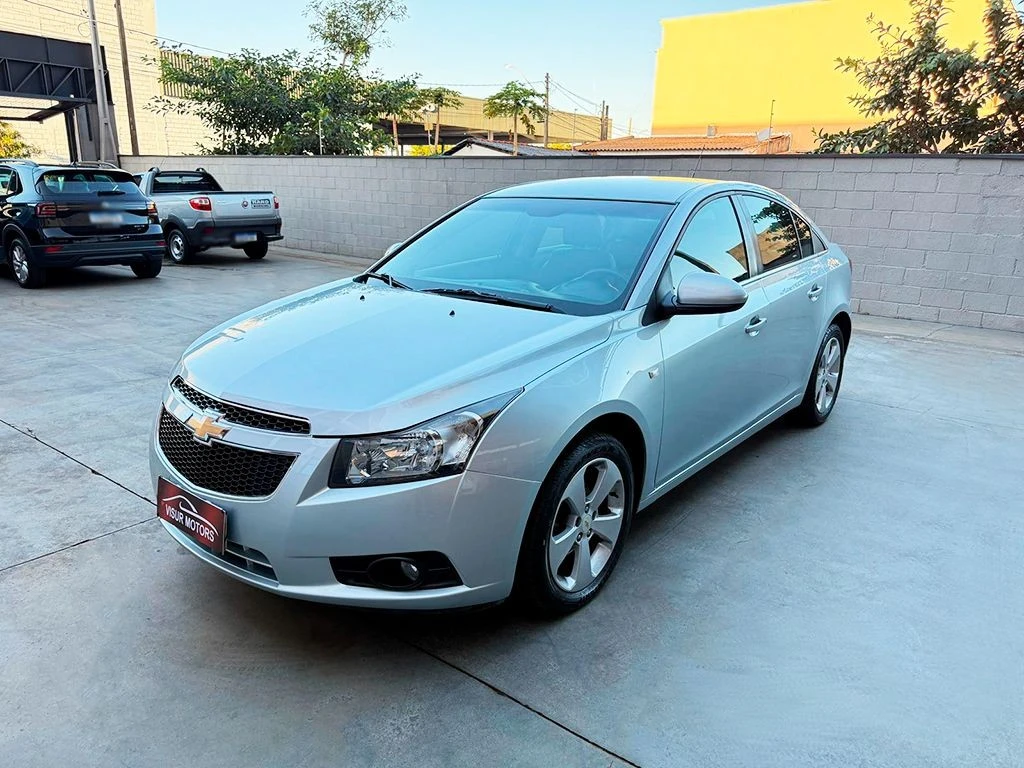 CHEVROLET CRUZE