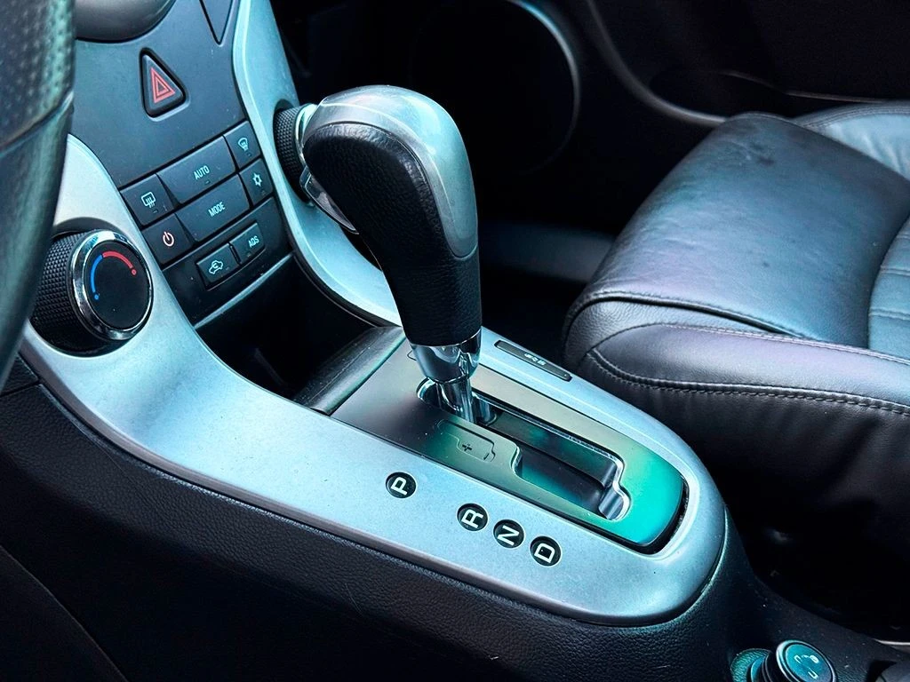CHEVROLET CRUZE