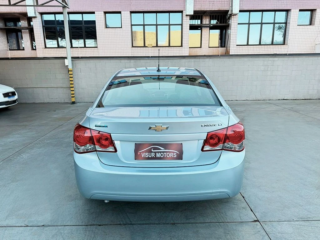 CHEVROLET CRUZE