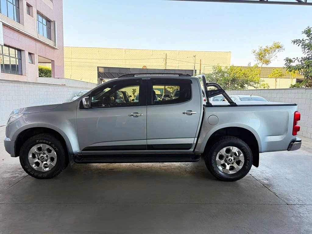 CHEVROLET S10