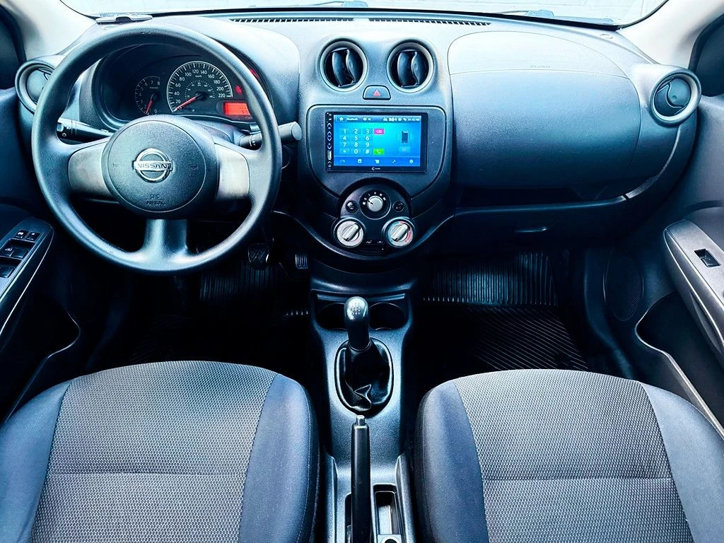 NISSAN VERSA