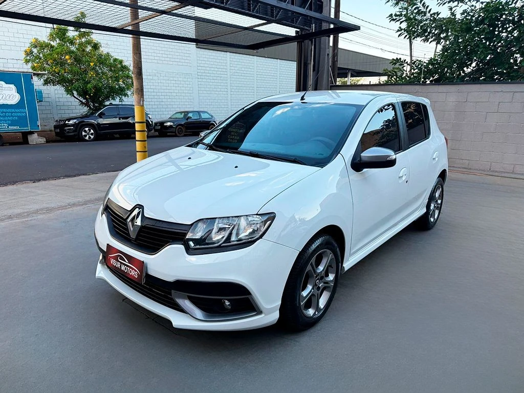 RENAULT SANDERO