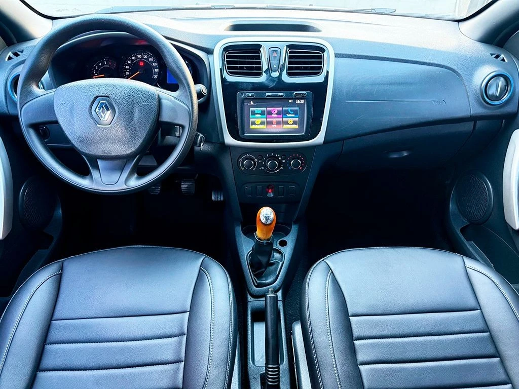 RENAULT SANDERO
