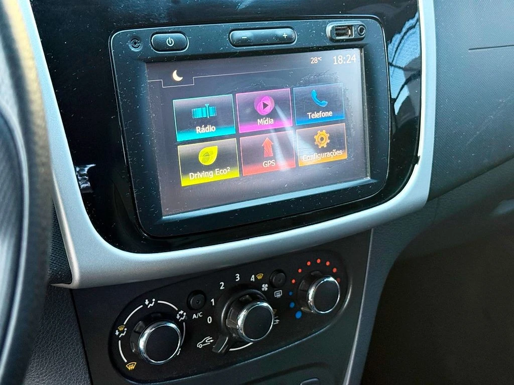 RENAULT SANDERO