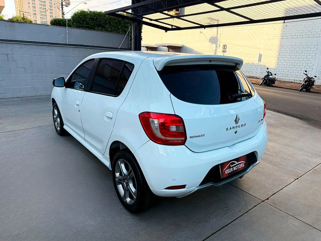 RENAULT SANDERO