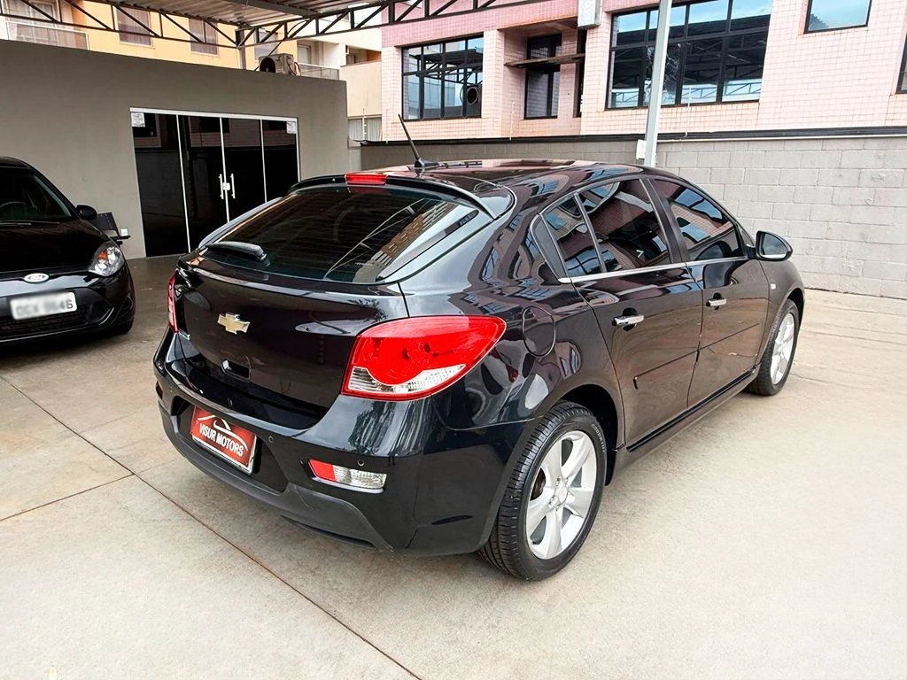 CHEVROLET CRUZE